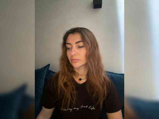 WILDGIRL webcam