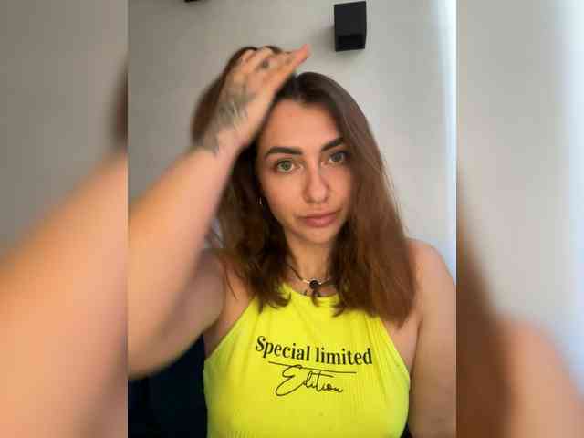 WILDGIRL webcam