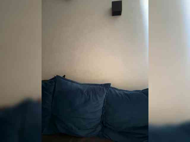 WILDGIRL webcam