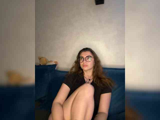 WILDGIRL webcam