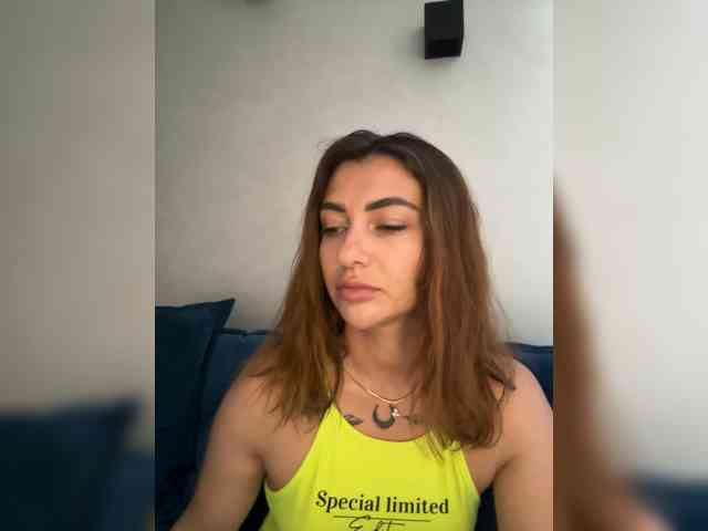 WILDGIRL webcam