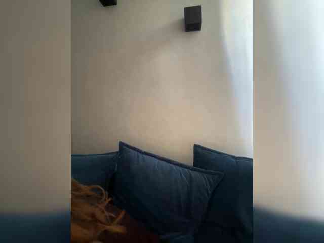 WILDGIRL webcam
