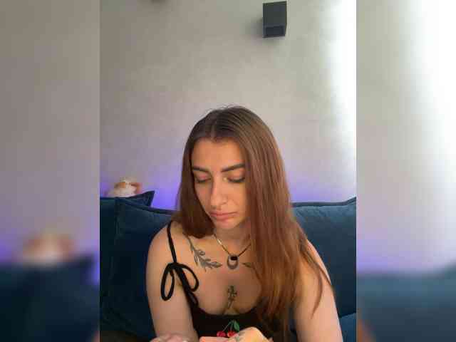 WILDGIRL webcam