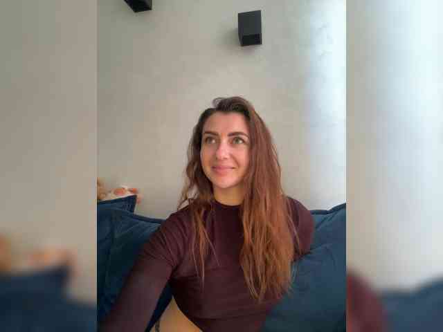 WILDGIRL webcam