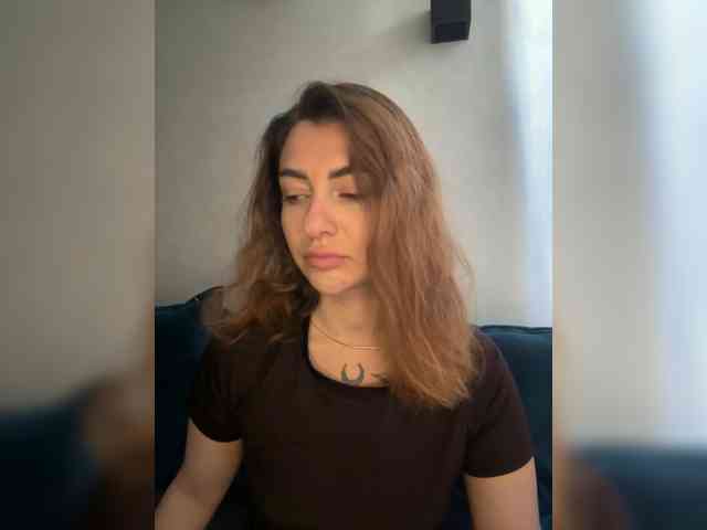 WILDGIRL webcam