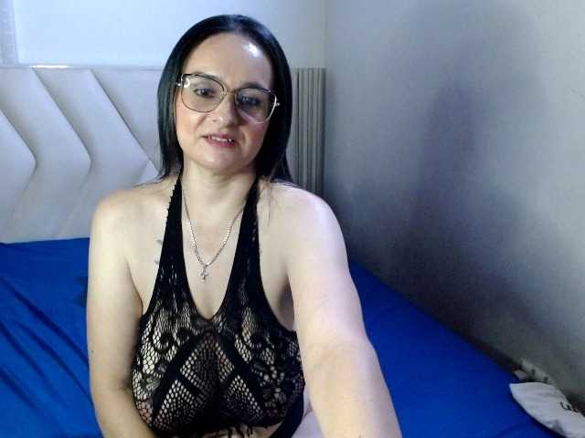 ginaboobs live cam