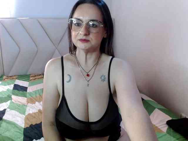 ginaboobs ginaboobs
