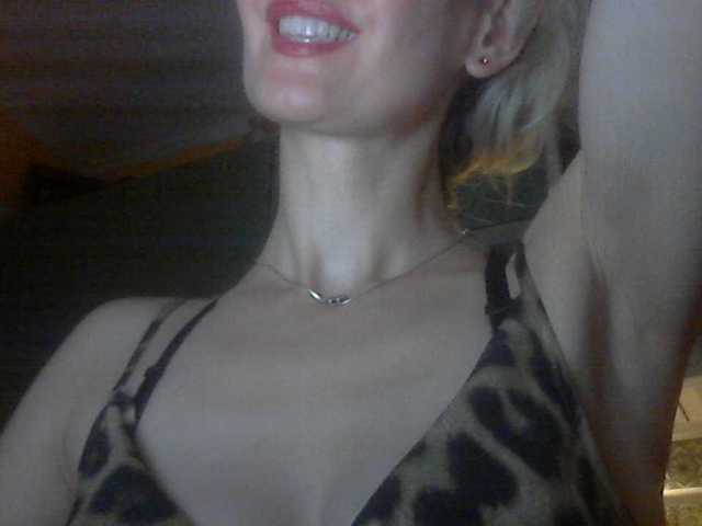 INXS-INXS live cam on BongaCams