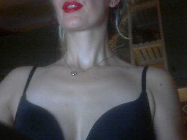INXS-INXS live cam on BongaCams