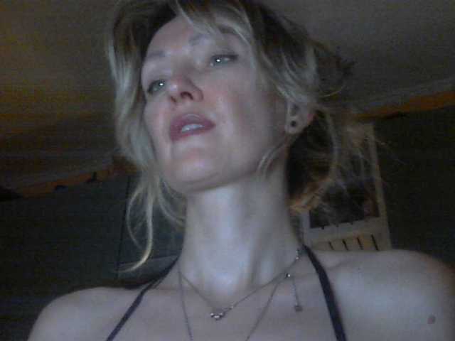 INXS-INXS live cam on BongaCams