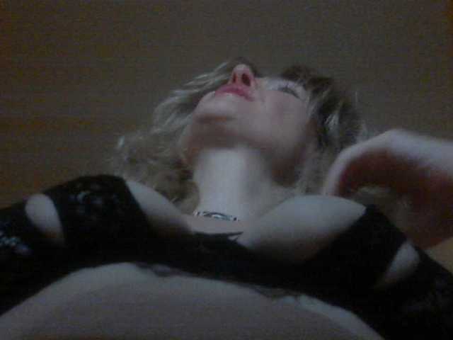 INXS-INXS live cam on BongaCams