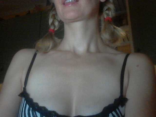 INXS-INXS live cam on BongaCams