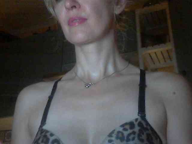 INXS-INXS Live Webcam on BongaCams