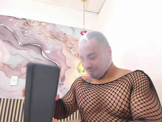 BrianMalonee Live Webcam on BongaCams