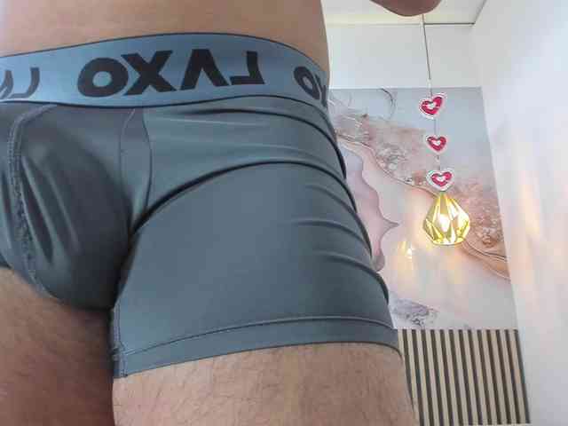 BrianMalonee Sex Cam Show