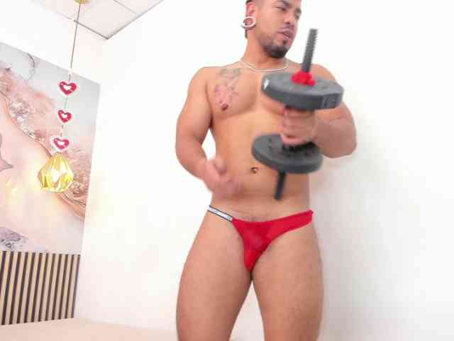 BrianMalonee Sex Cam Show