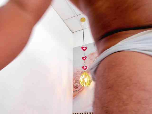 BrianMalonee Sex Cam Show