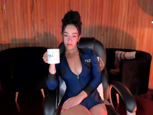 AlessaRomero live cam on BongaCams