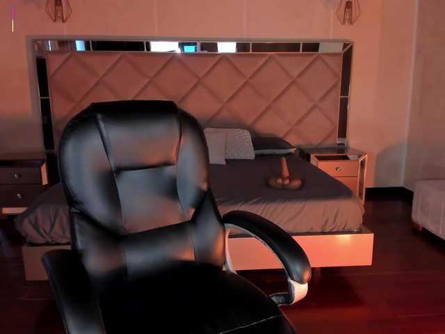AlessaRomero live webcam show