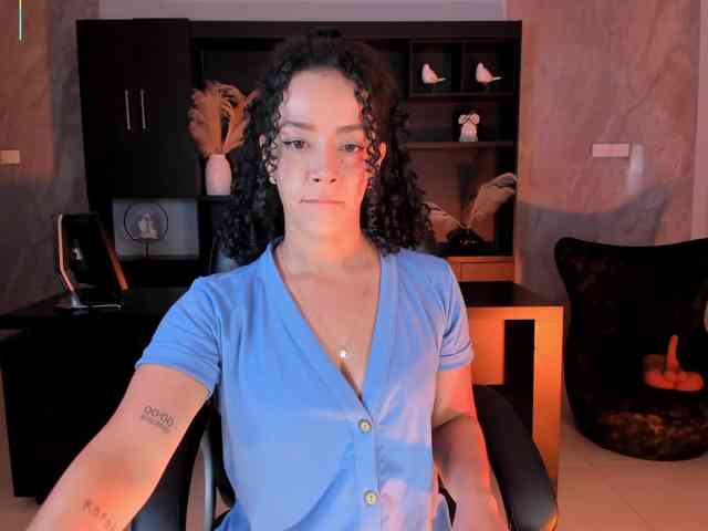 AlessaRomero webcam
