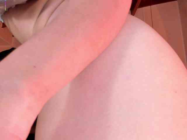 AlessaRomero webcam