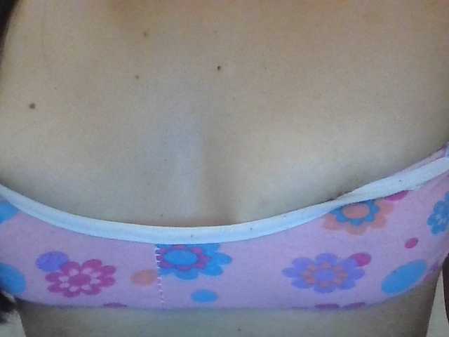 TaylorMegan live cam on BongaCams