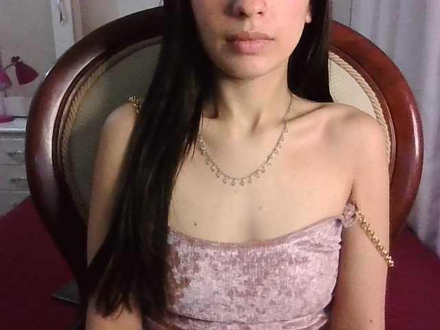 TaylorMegan live cam on BongaCams