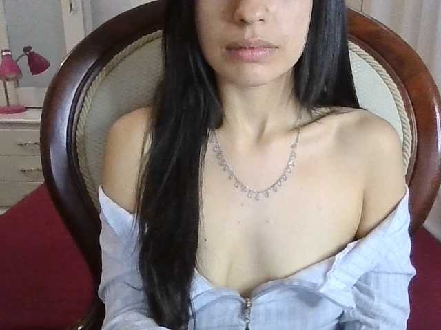 TaylorMegan live cam preview