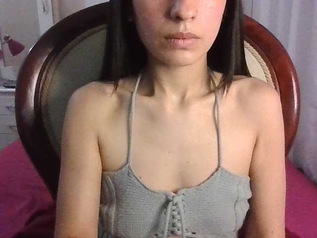 TaylorMegan, en directo ahora en BongaCams