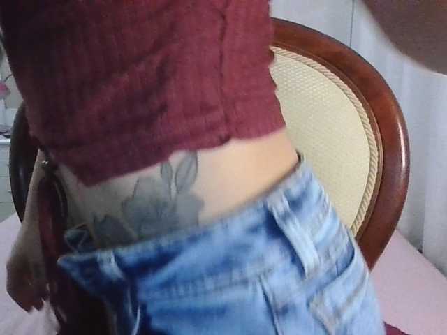 TaylorMegan live cam on BongaCams