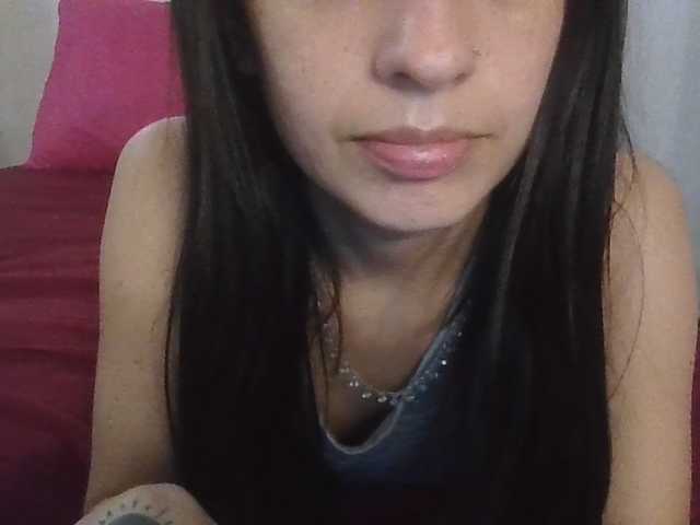 TaylorMegan live cam preview