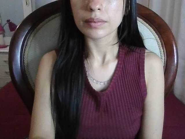 TaylorMegan live cam preview