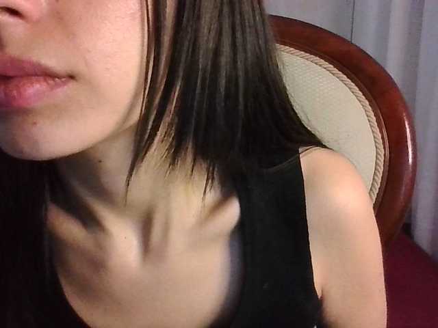 TaylorMegan live cam on BongaCams