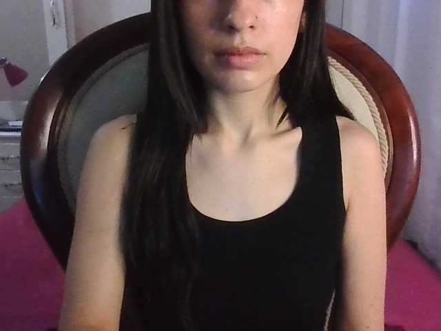 TaylorMegan live cam preview