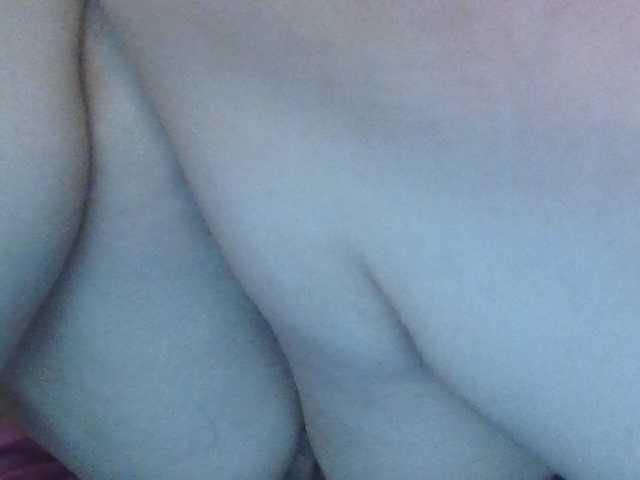TaylorMegan live cam preview