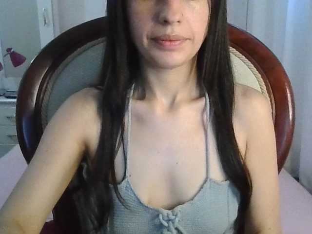 TaylorMegan live cam on BongaCams