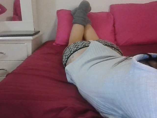 TaylorMegan live cam on BongaCams