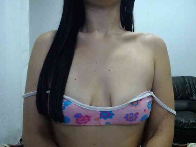TaylorMegan webcam