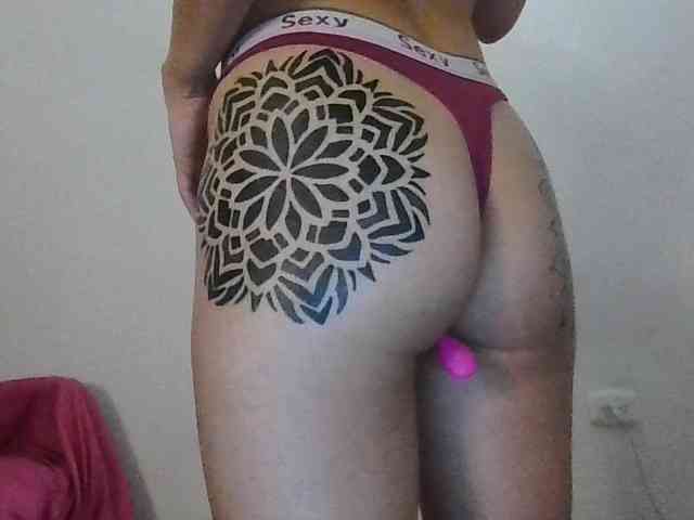 TaylorMegan webcam
