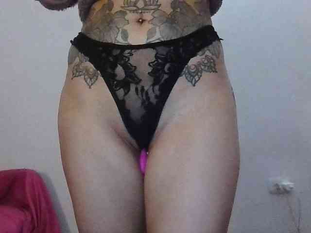 TaylorMegan webcam