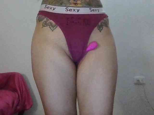 TaylorMegan webcam