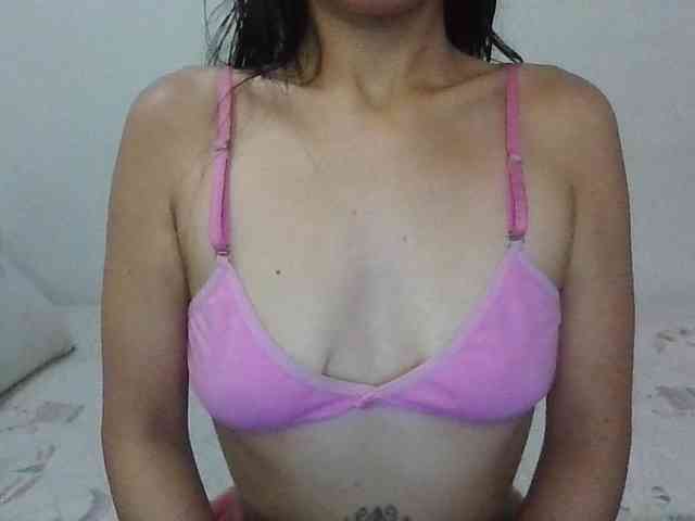 TaylorMegan webcam