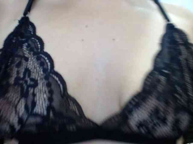 TaylorMegan webcam