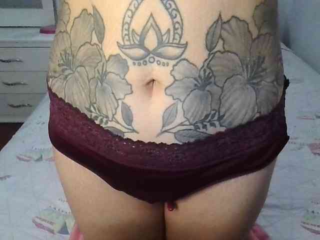 TaylorMegan webcam