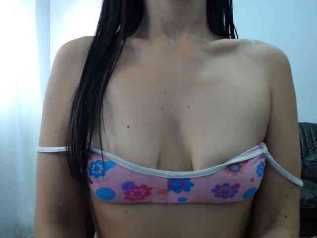 TaylorMegan webcam