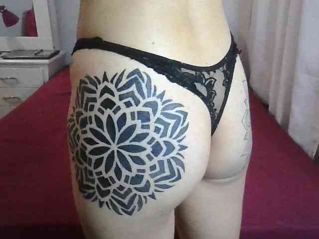 TaylorMegan webcam
