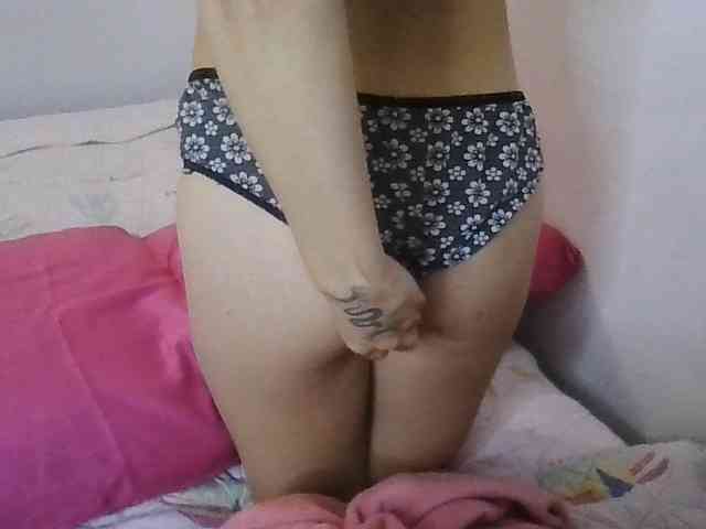 TaylorMegan webcam