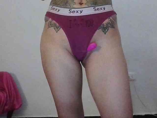 TaylorMegan webcam