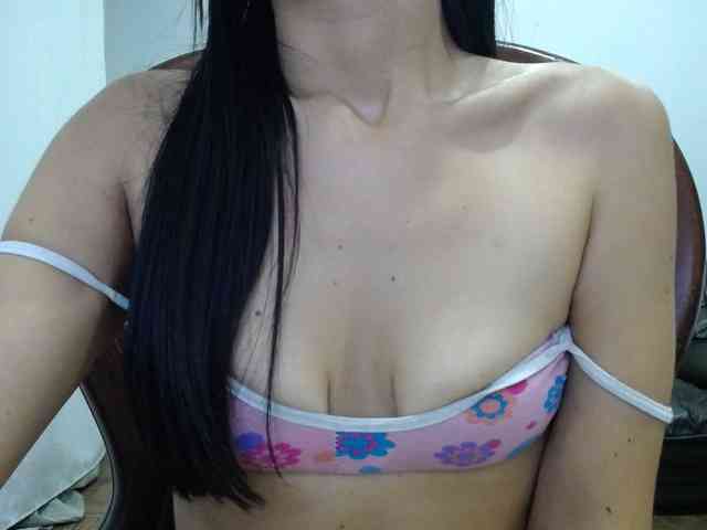 TaylorMegan webcam