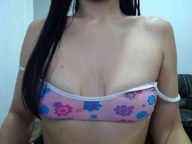 TaylorMegan webcam
